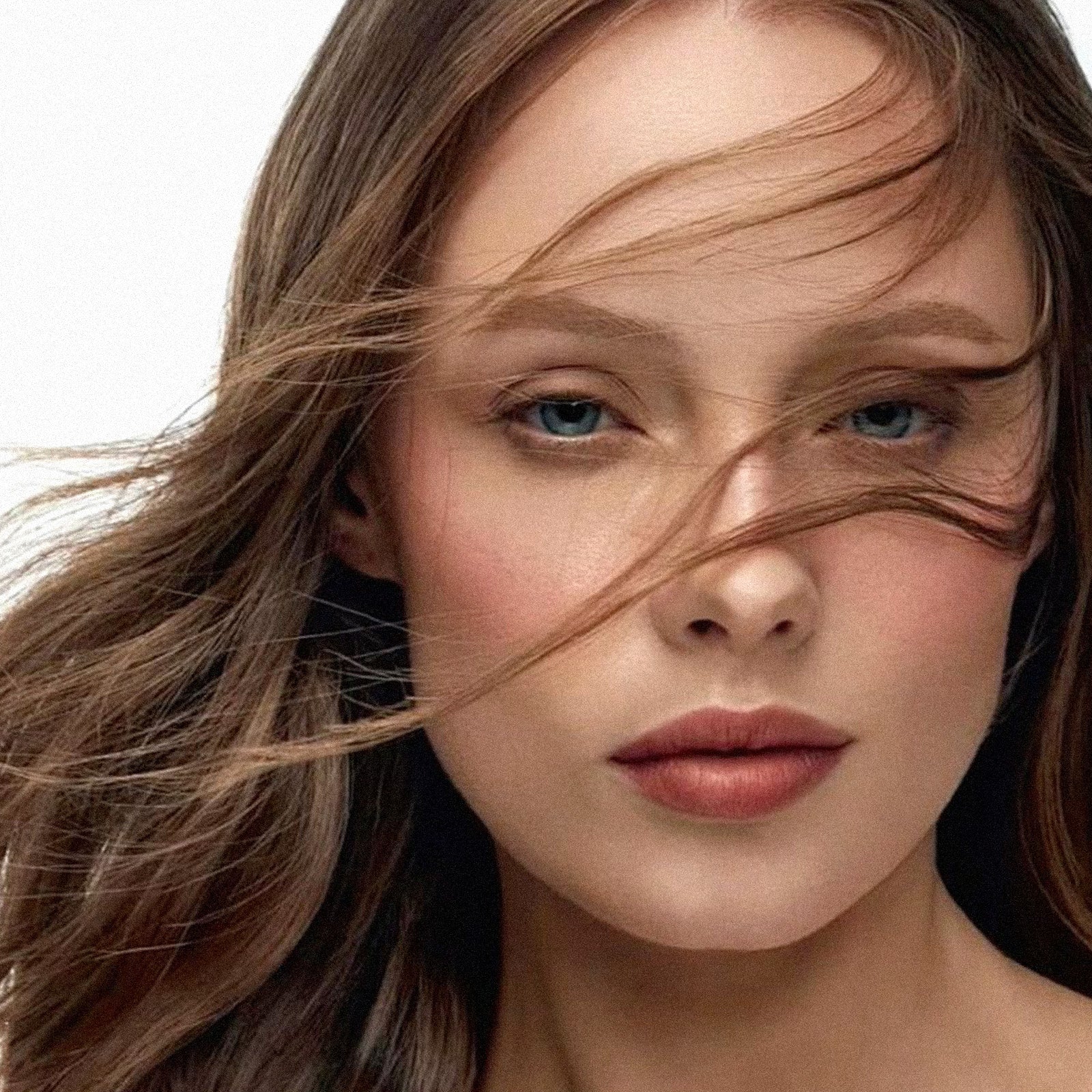 STRENGTHENING & VOLUMIZING SHAMPOO